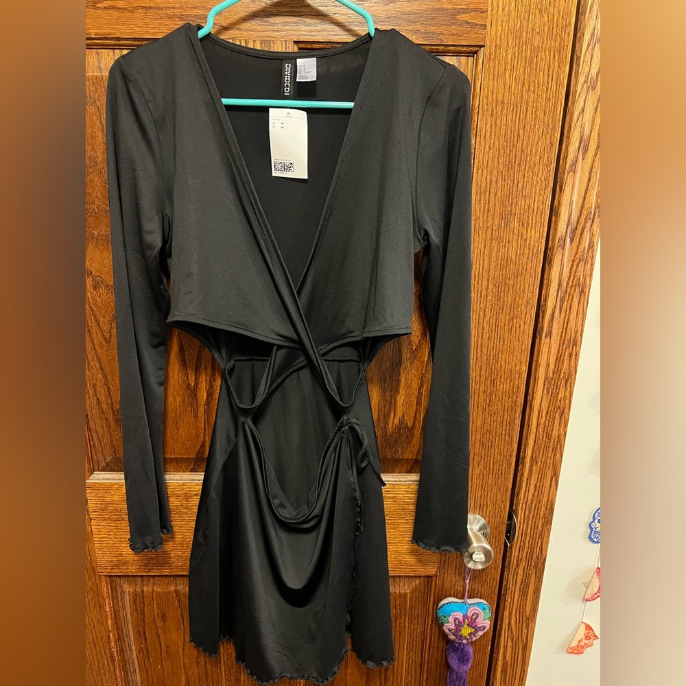 H&M Black Long Sleeve Wrap Dress